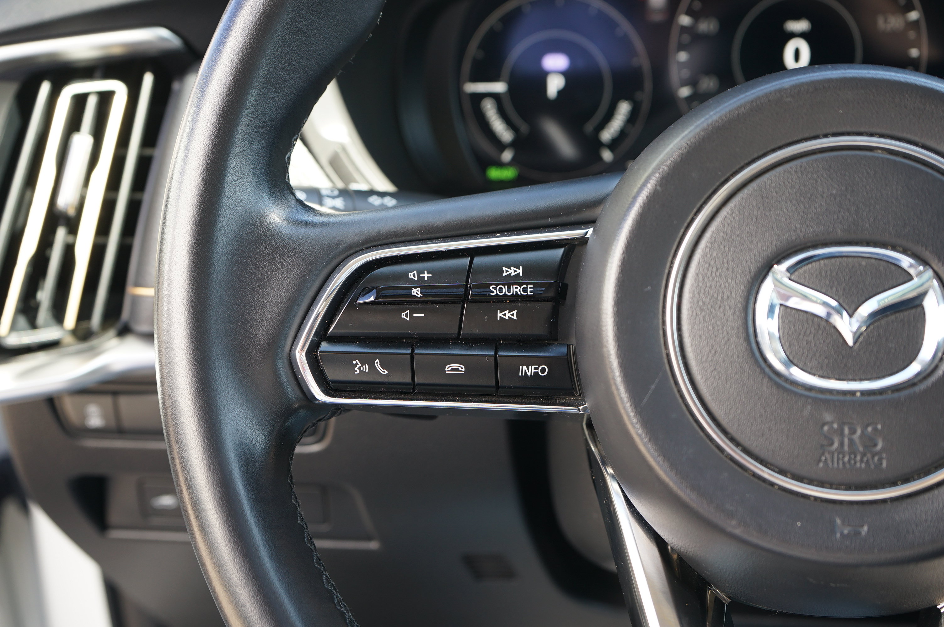 Certified 2024 MAZDA CX-90 Plug-In Hybrid w/ Preferred AWD/4WD image 26
