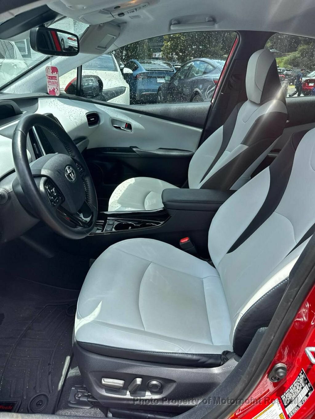Used 2019 Toyota Prius Limited FWD image 13