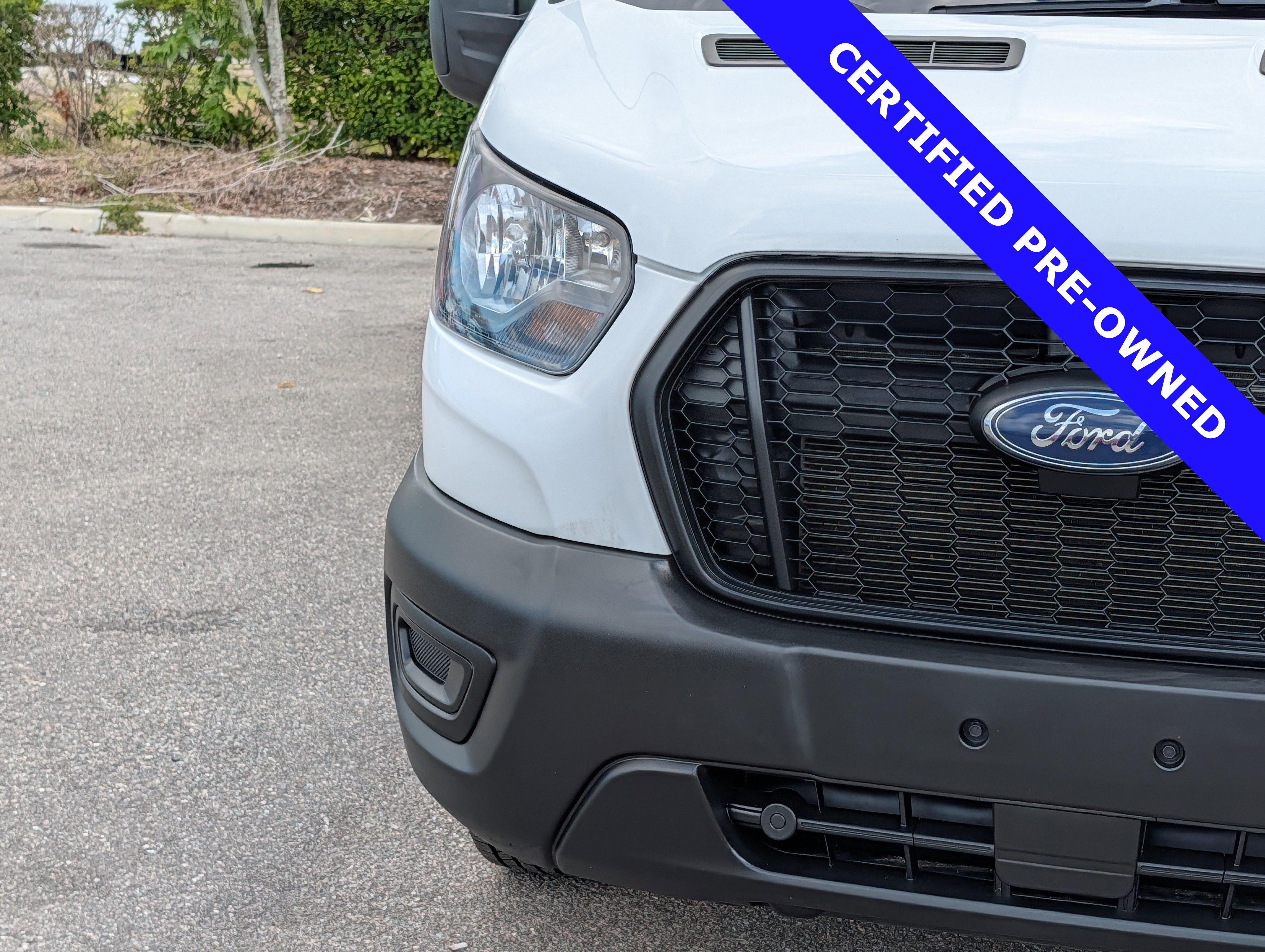 Certified 2023 Ford Transit 350 DRW RWD image 9