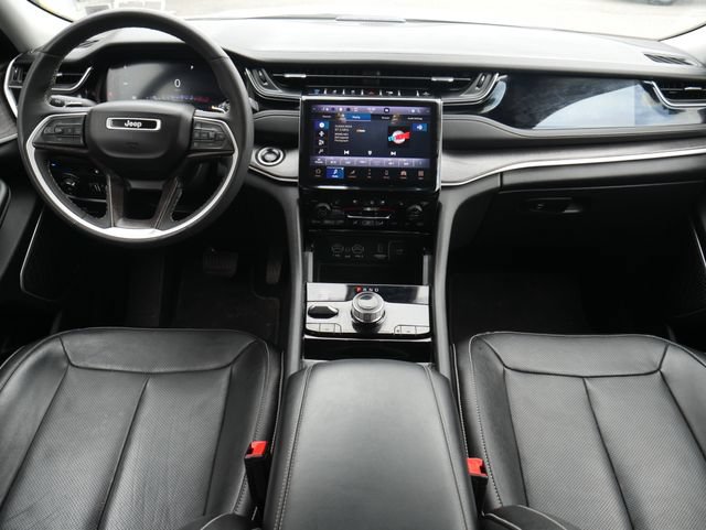 Used 2023 Jeep Grand Cherokee 4WD 4xe w/ Luxury Tech Group II image 9