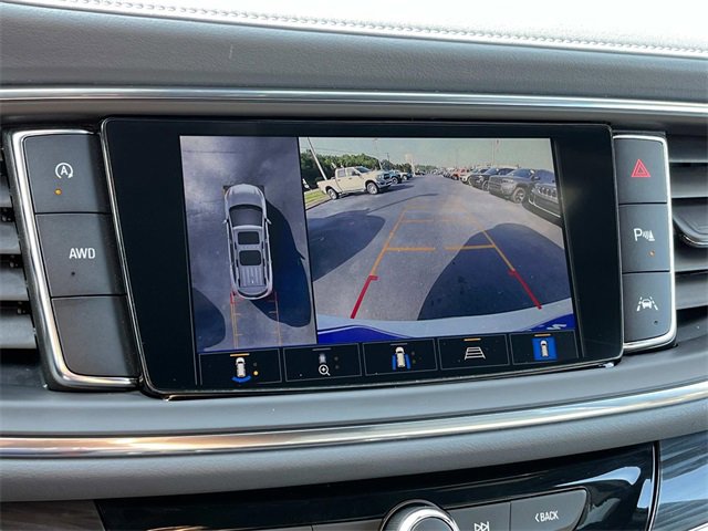 Used 2024 Buick Enclave Premium image 38