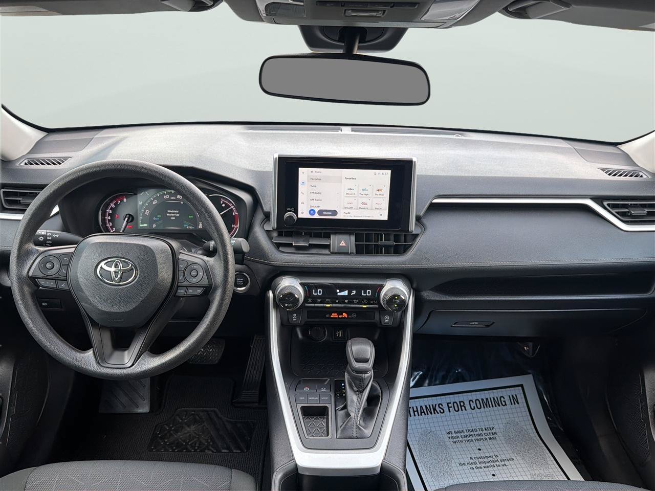 Used 2025 Toyota RAV4 XLE FWD image 17
