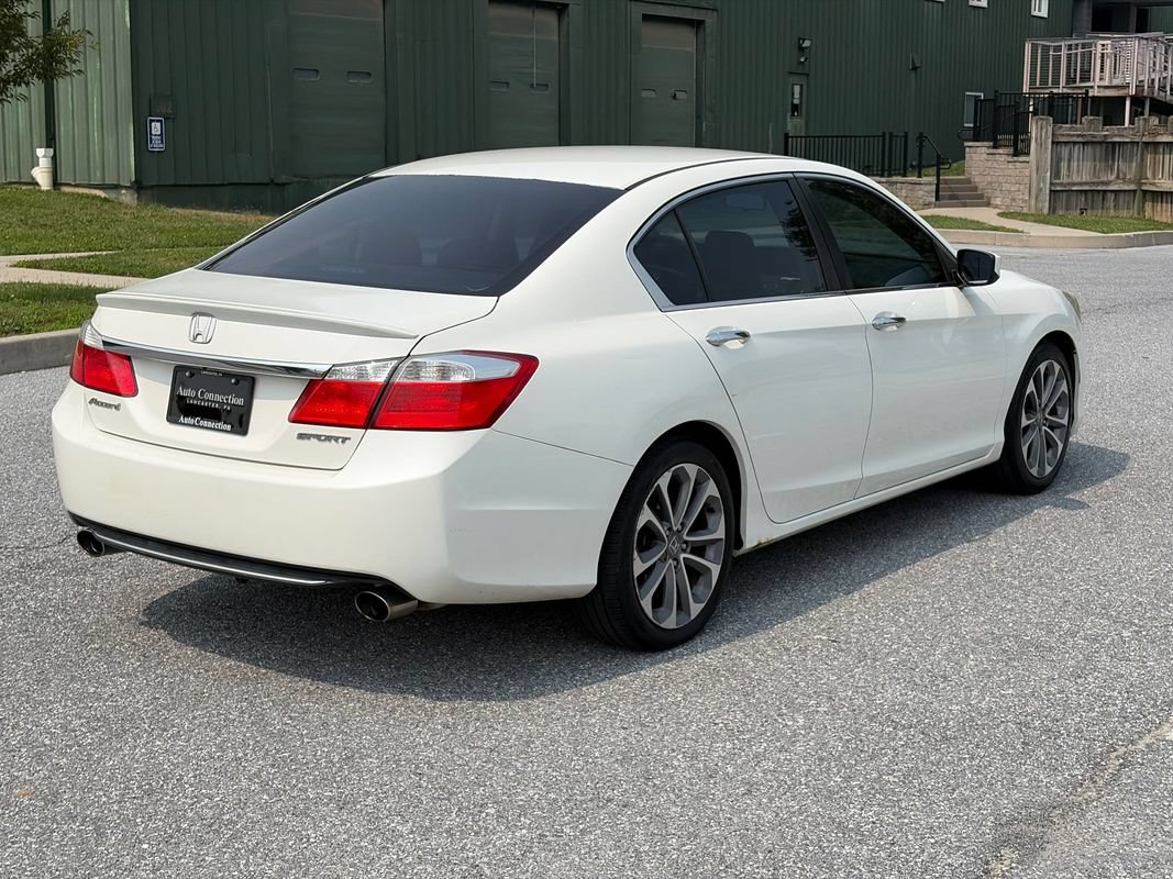 Used 2014 Honda Accord Sport image 8