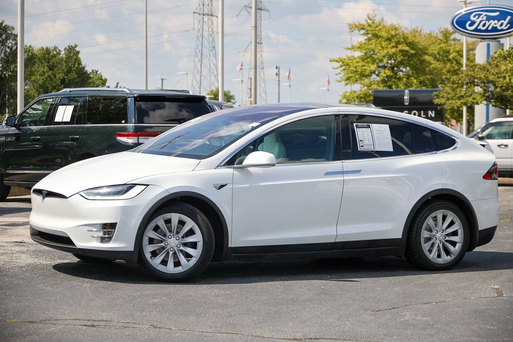 Used 2020 Tesla Model X Long Range AWD/4WD image 13
