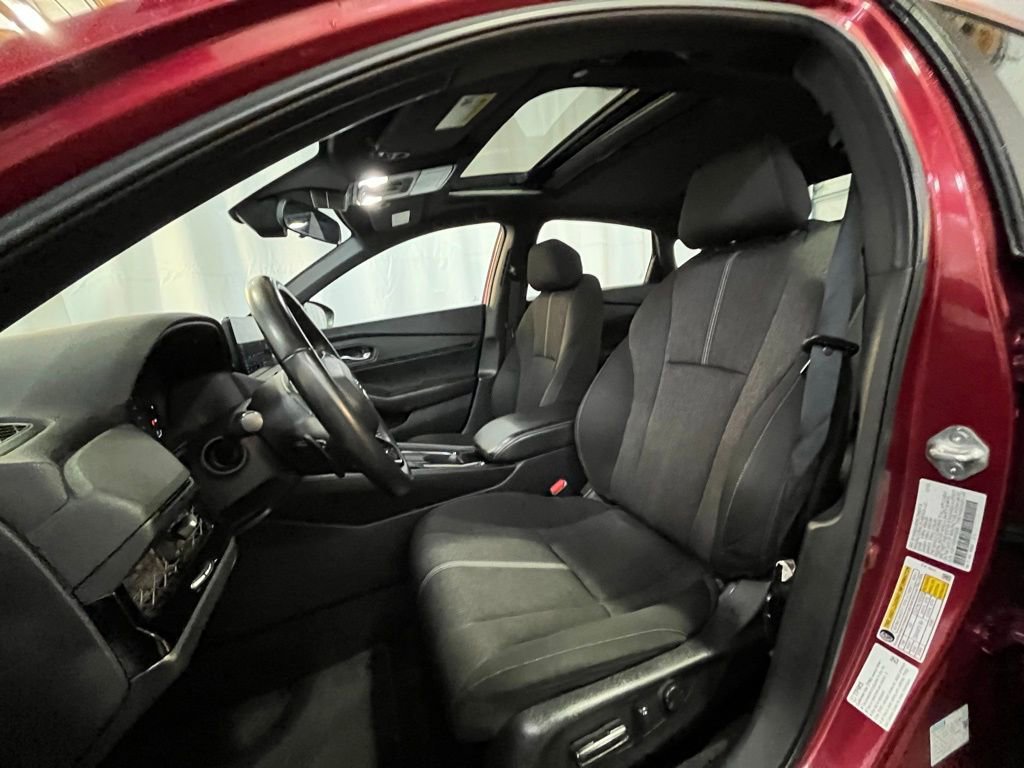 Used 2023 Honda Accord Sport image 10