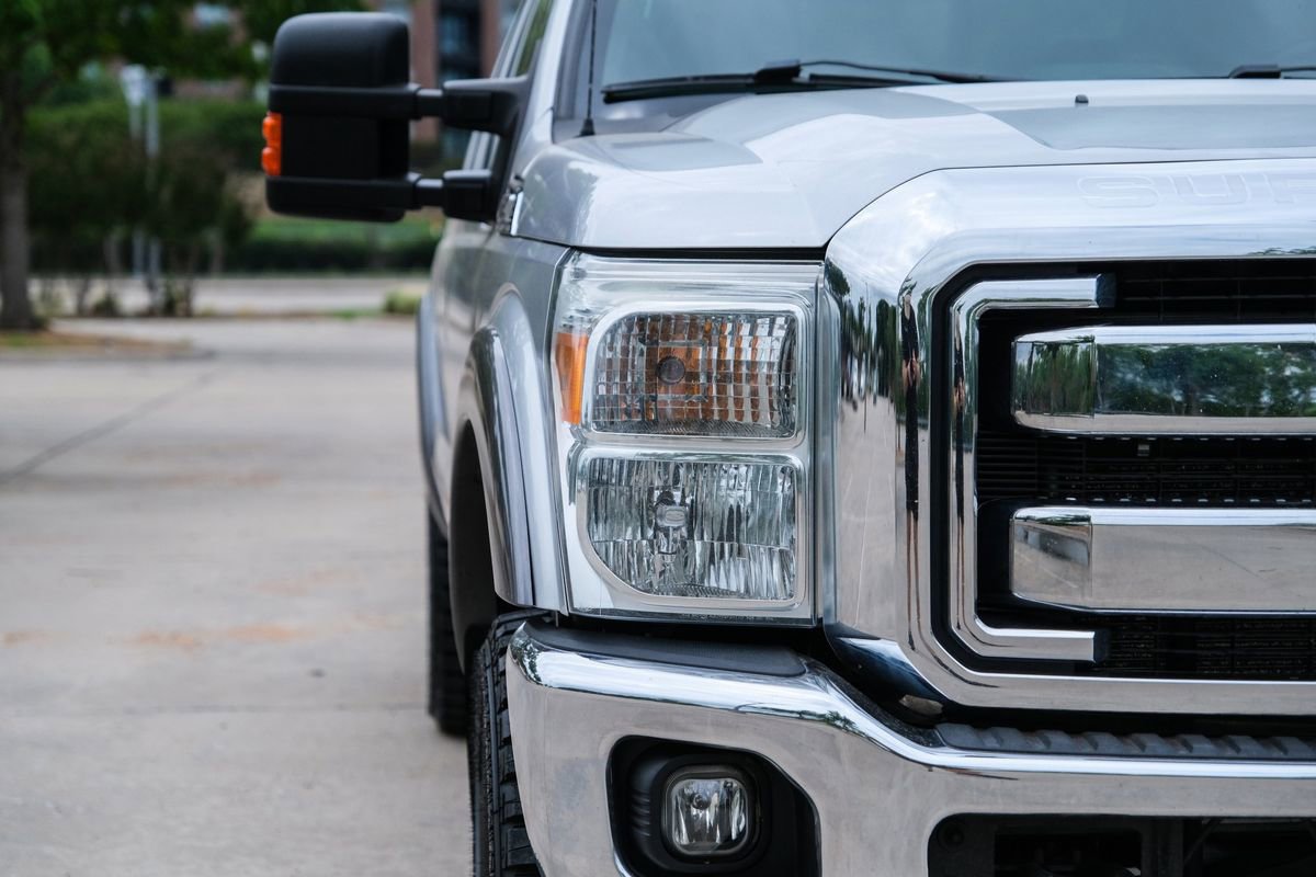 Used 2013 Ford F250 Lariat w/ Lariat Interior Pkg AWD/4WD image 5