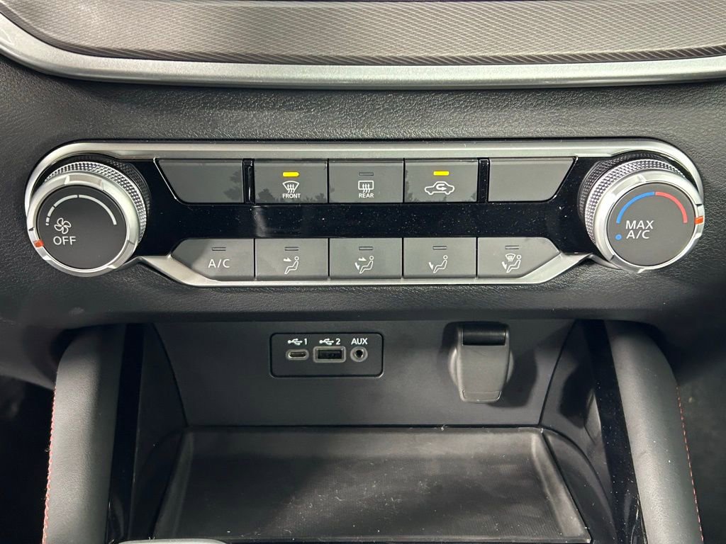 Used 2025 Nissan Altima 2.5 SR image 18