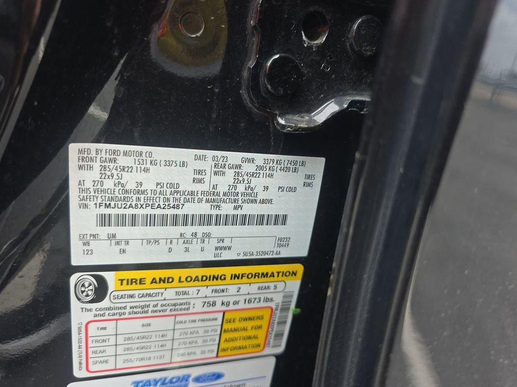 Used 2023 Ford Expedition Limited image 23