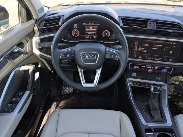 Used 2020 Audi Q3 2.0T Prestige w/ Prestige Package image 17