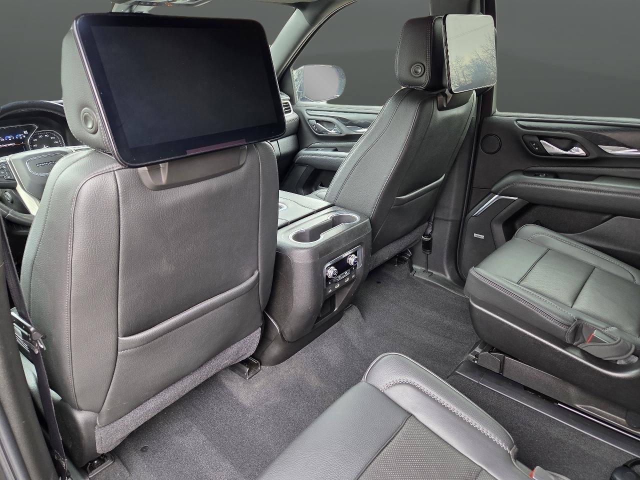 Used 2021 GMC Yukon Denali w/ Denali Ultimate Package image 15