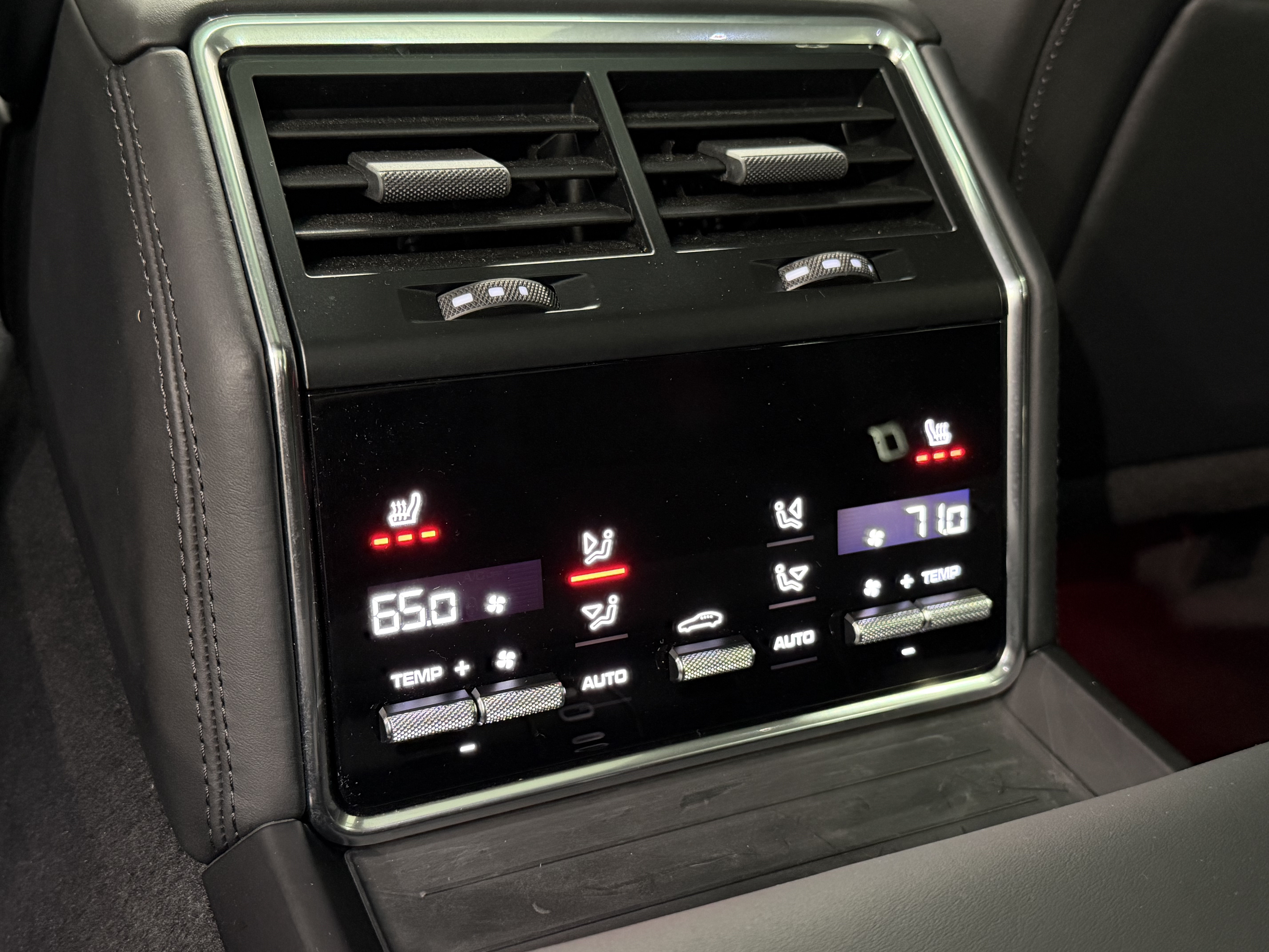 Certified 2023 Porsche Panamera 4 Platinum Edition AWD/4WD image 20