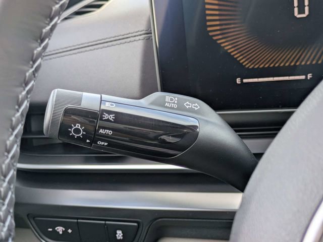 New 2026 Kia Carnival LXS FWD image 28