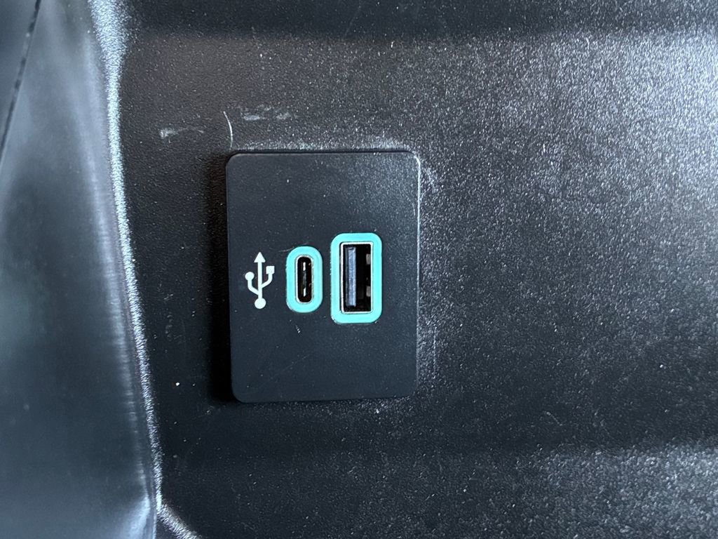 Used 2023 Ford F250 XLT w/ FX4 Off-Road Package image 6