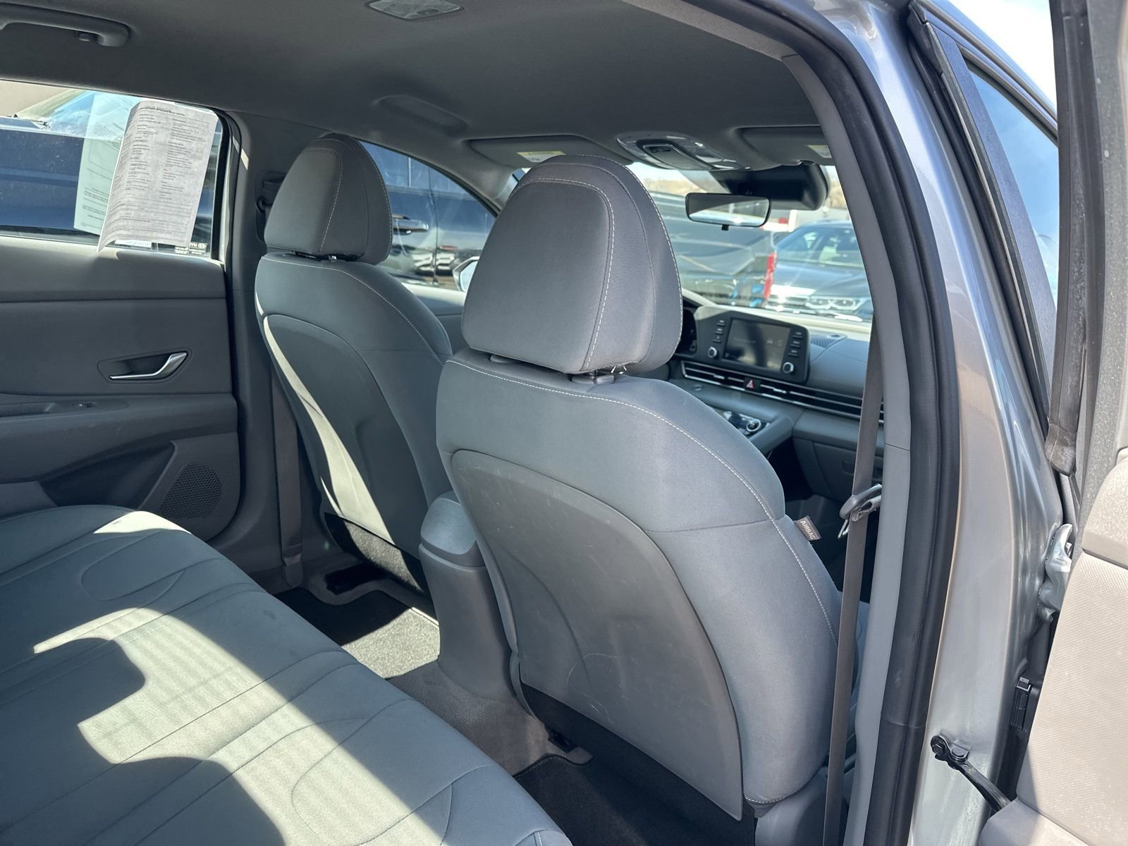 Used 2022 Hyundai Elantra SEL w/ Cargo Package image 26