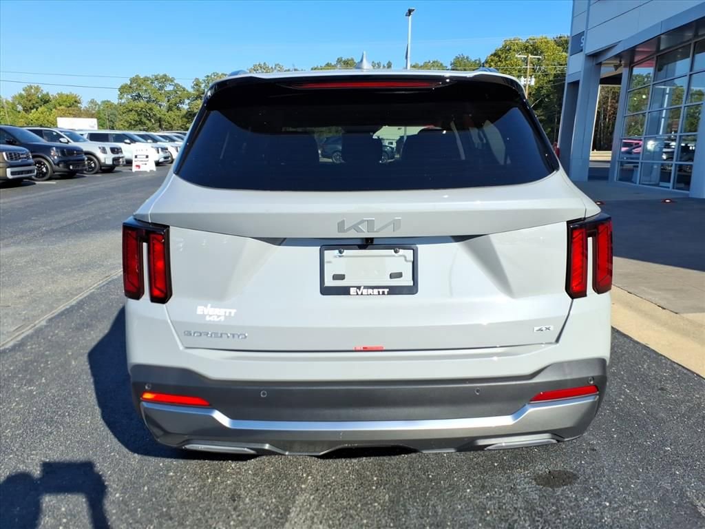 New 2026 Kia Sorento S AWD/4WD image 6