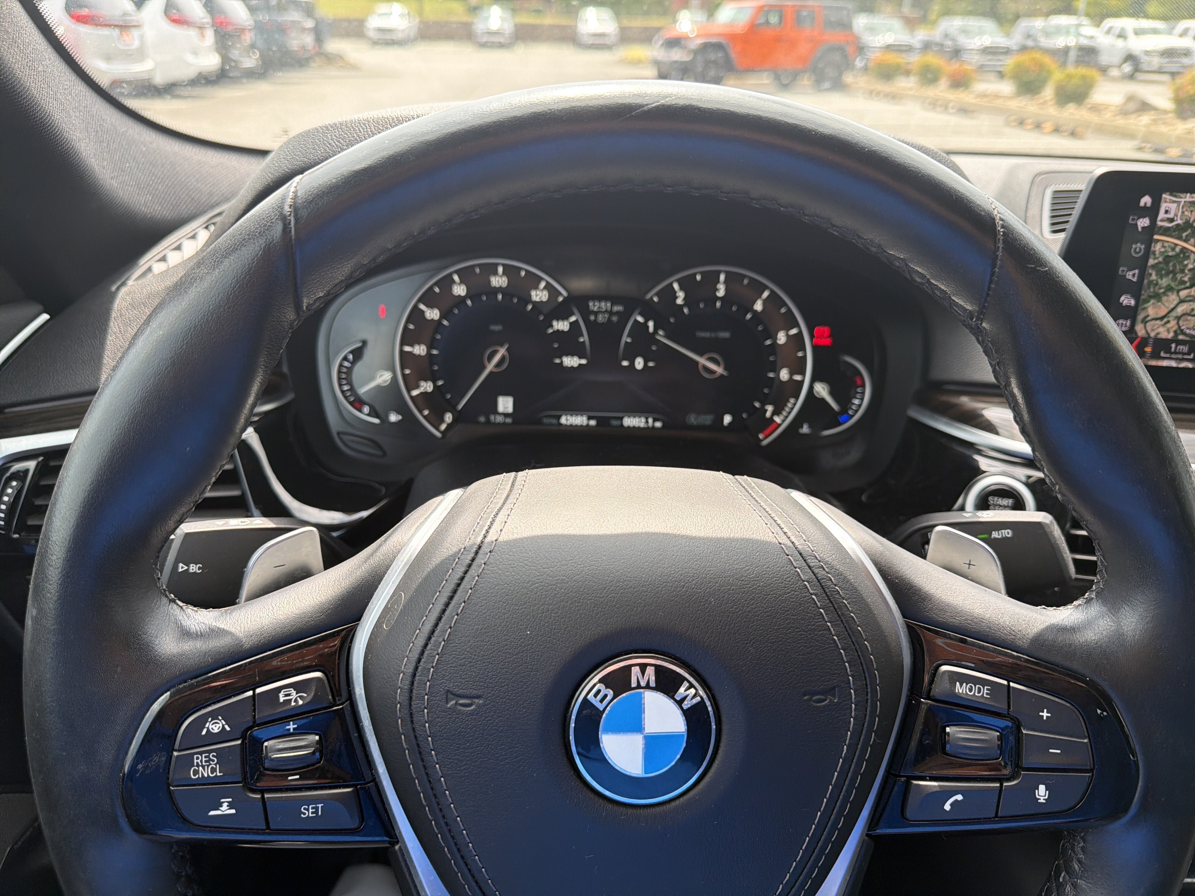 Used 2019 BMW 530i xDrive AWD/4WD image 36