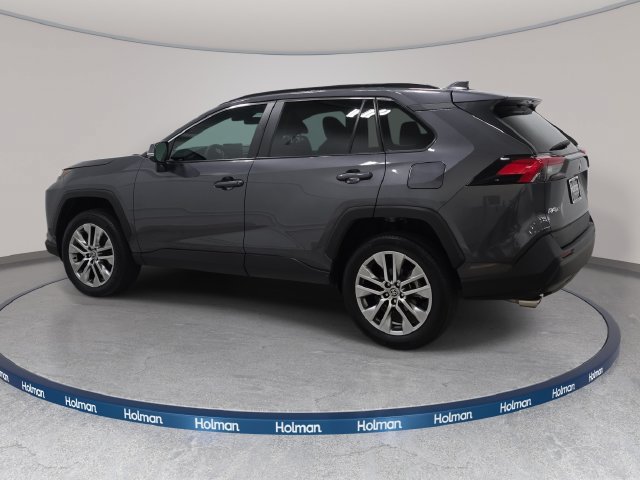 Used 2023 Toyota RAV4 XLE Premium FWD image 9