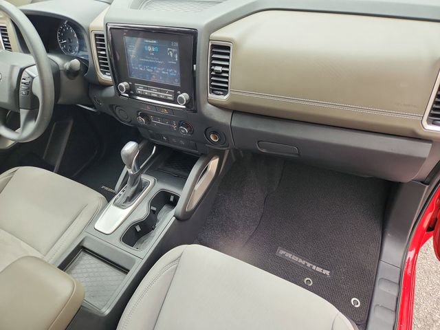 Used 2023 Nissan Frontier SV w/ Technology Package RWD image 26