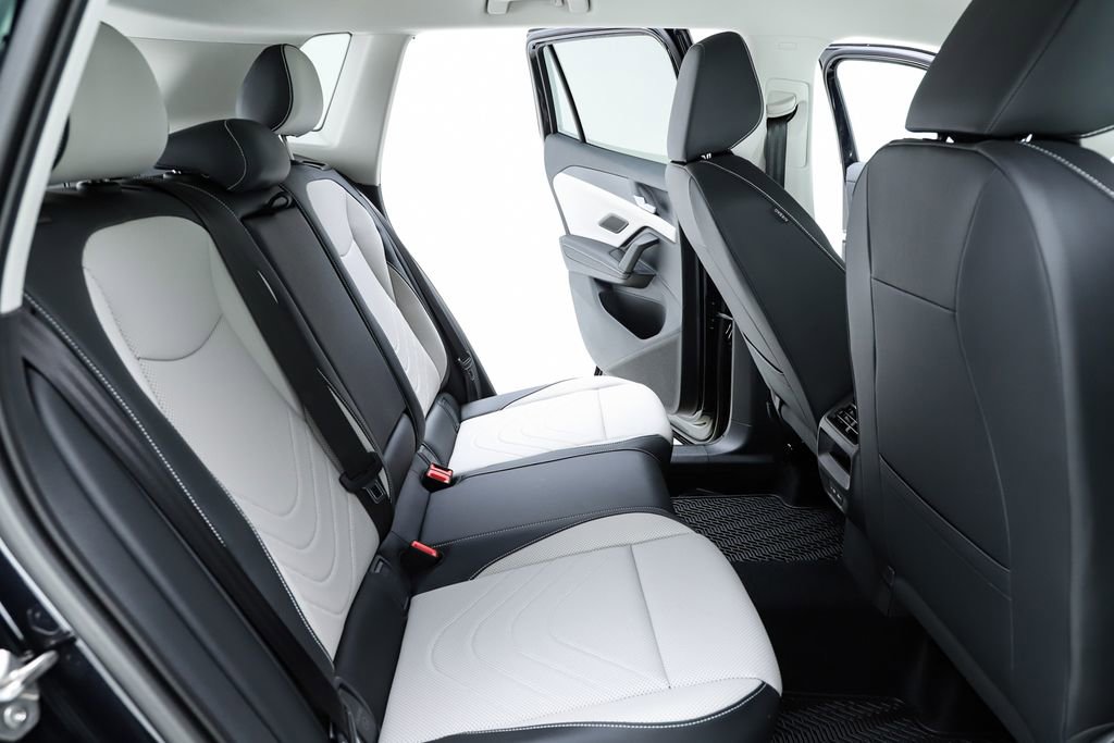 New 2026 Volkswagen Tiguan SE image 75