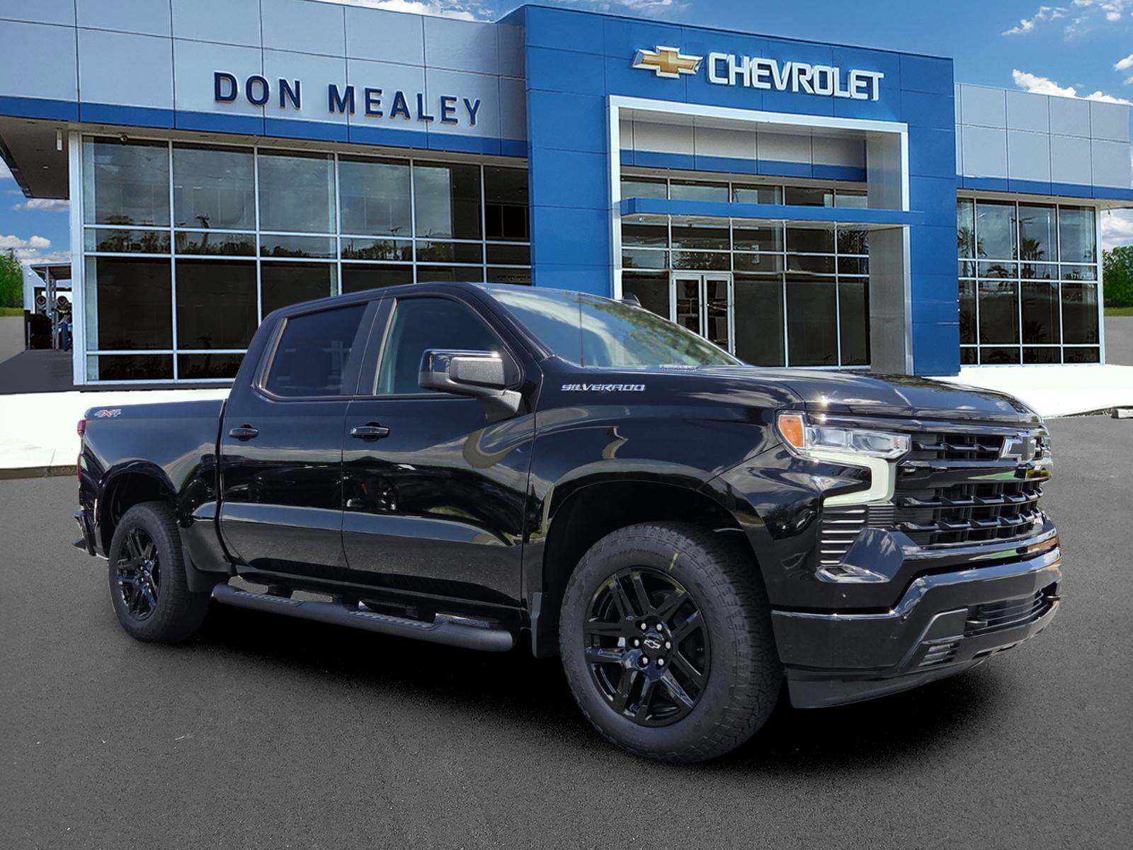New 2026 Chevrolet Silverado 1500 RST w/ RST Select Package AWD/4WD image 1