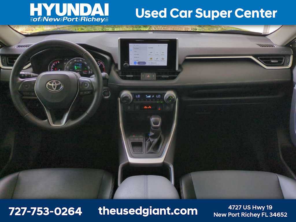 Used 2023 Toyota RAV4 XLE Premium FWD image 16