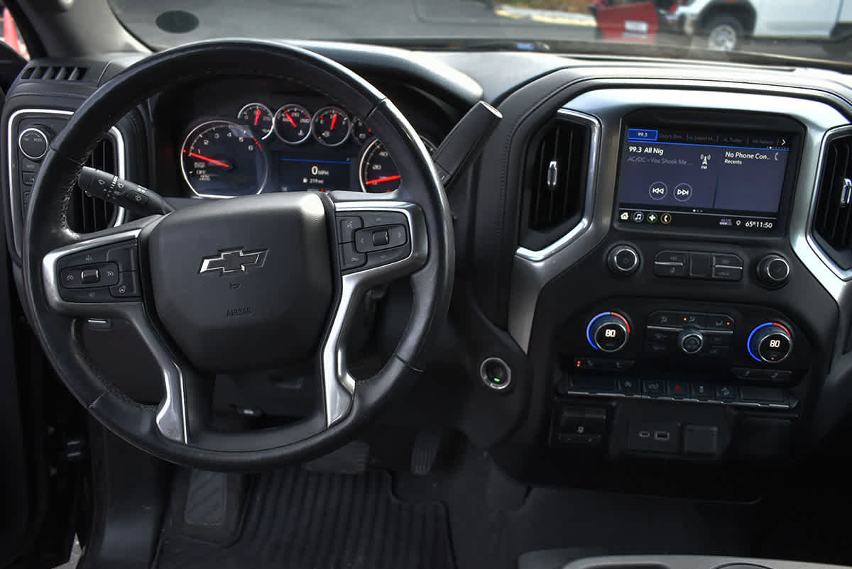 Used 2021 Chevrolet Silverado 1500 RST w/ Z71 Off-Road Package AWD/4WD image 12