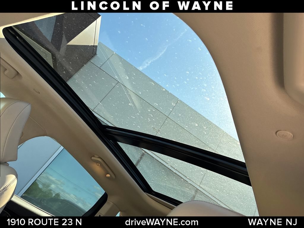Used 2023 Lincoln Nautilus Reserve AWD/4WD image 15
