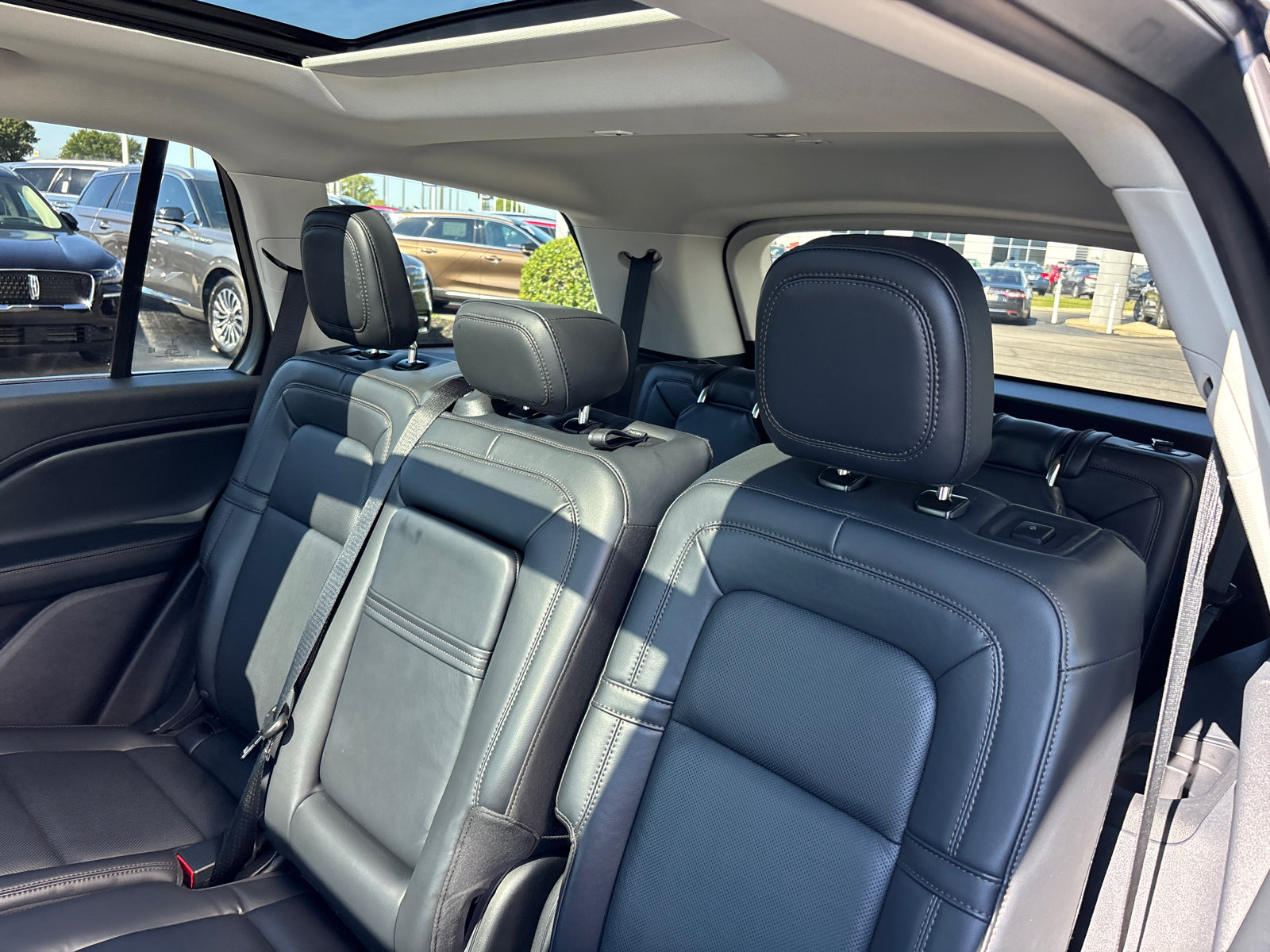 New 2025 Lincoln Aviator Reserve w/ Illumination Package image 28