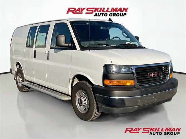 Used 2024 GMC Savana 2500 w/ Driver Convenience Package RWD image 1