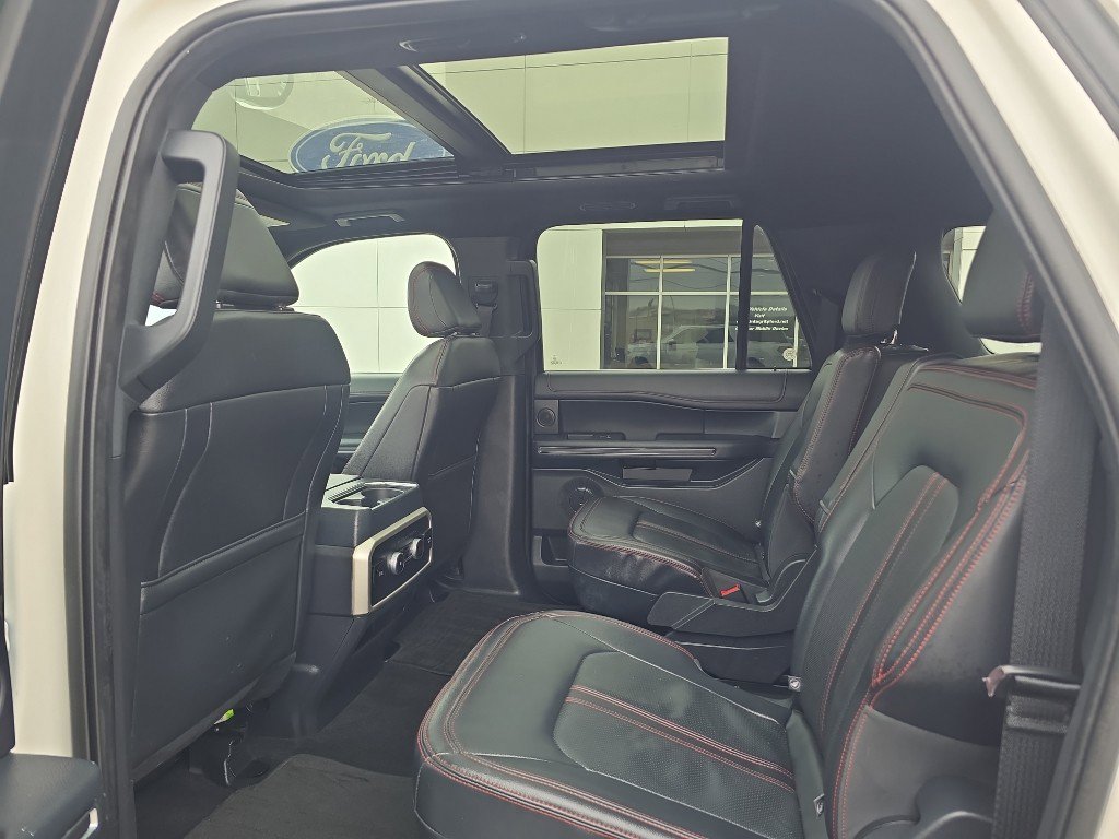 Used 2024 Ford Expedition Max Limited image 19