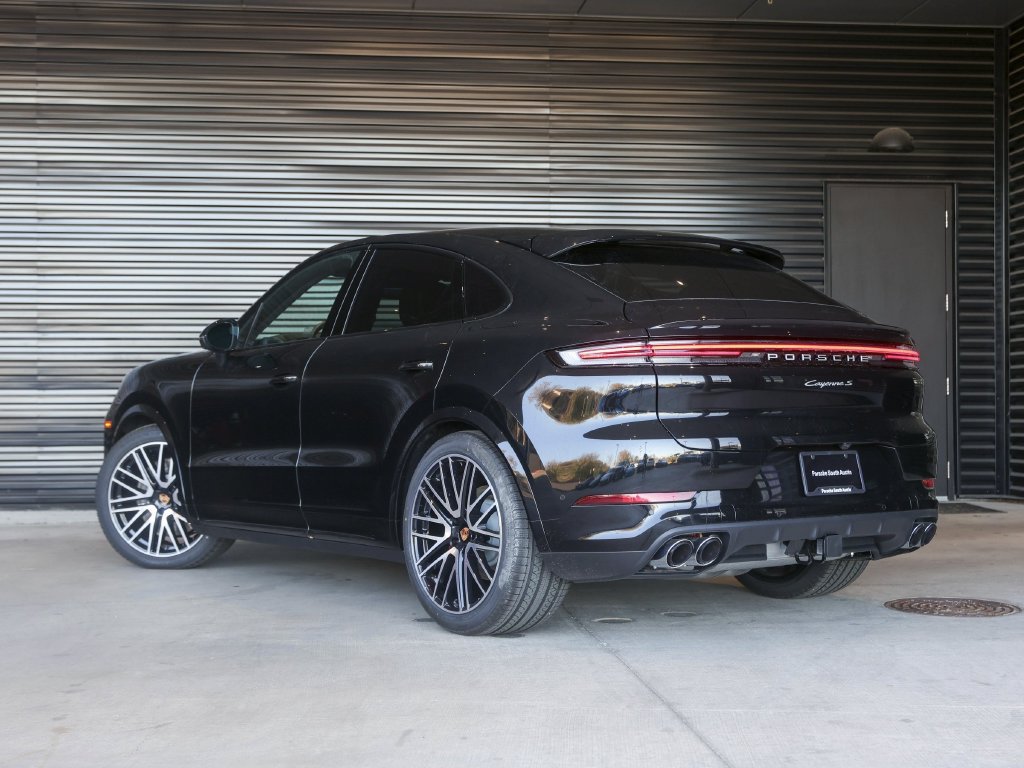 New 2026 Porsche Cayenne S AWD/4WD image 3