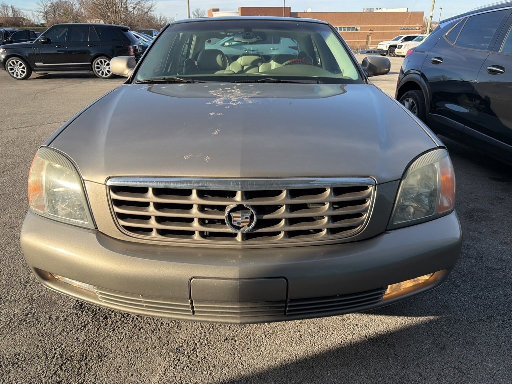 Used 2002 Cadillac De Ville DTS w/ Premium Equipment Pkg image 2