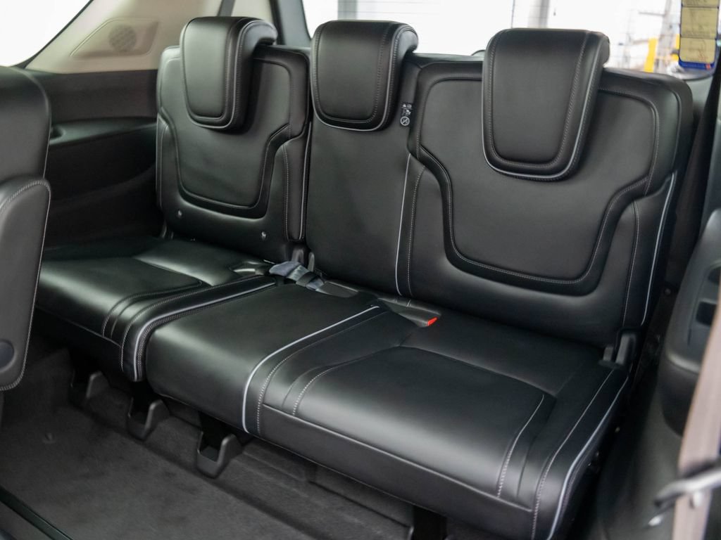 New 2027 INFINITI QX80 Luxe w/ Cargo Package AWD/4WD image 17