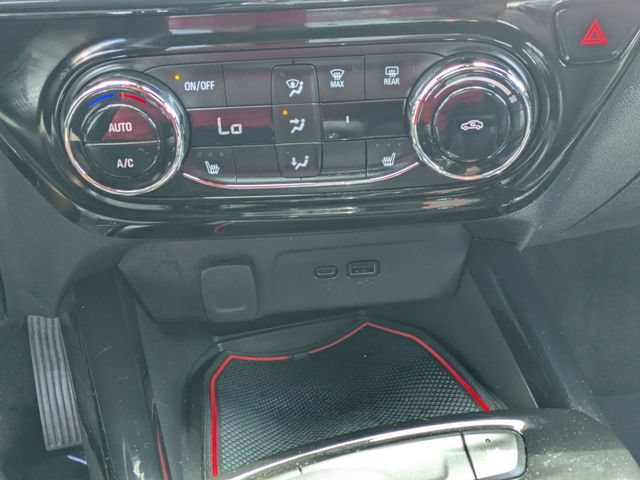 Certified 2024 Chevrolet Trax RS w/ Sunroof Package FWD image 18