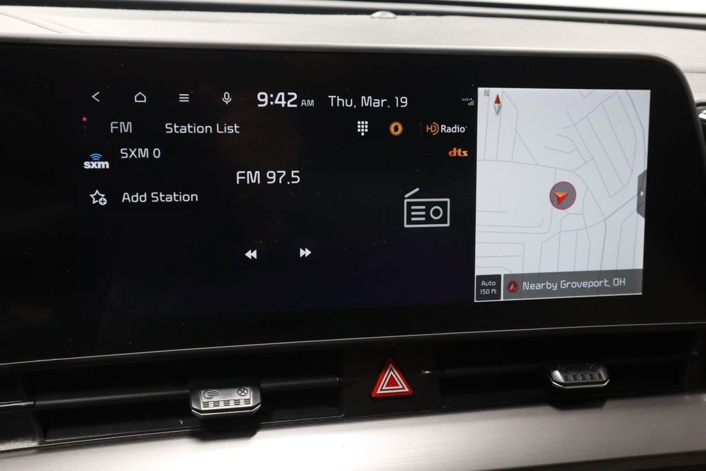 Used 2023 Kia Sportage EX FWD image 2