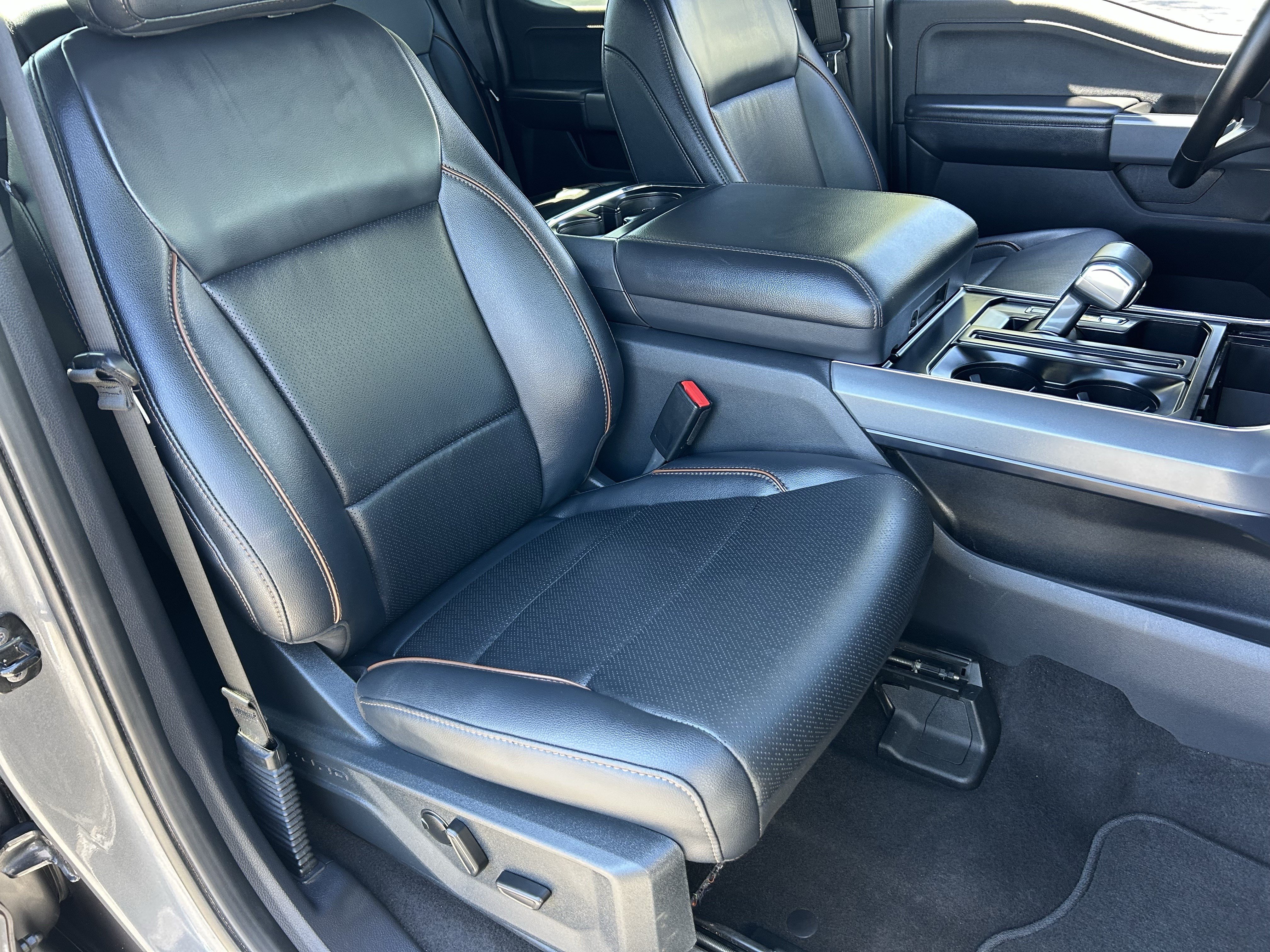 Used 2025 Ford F150 Lariat AWD/4WD image 8