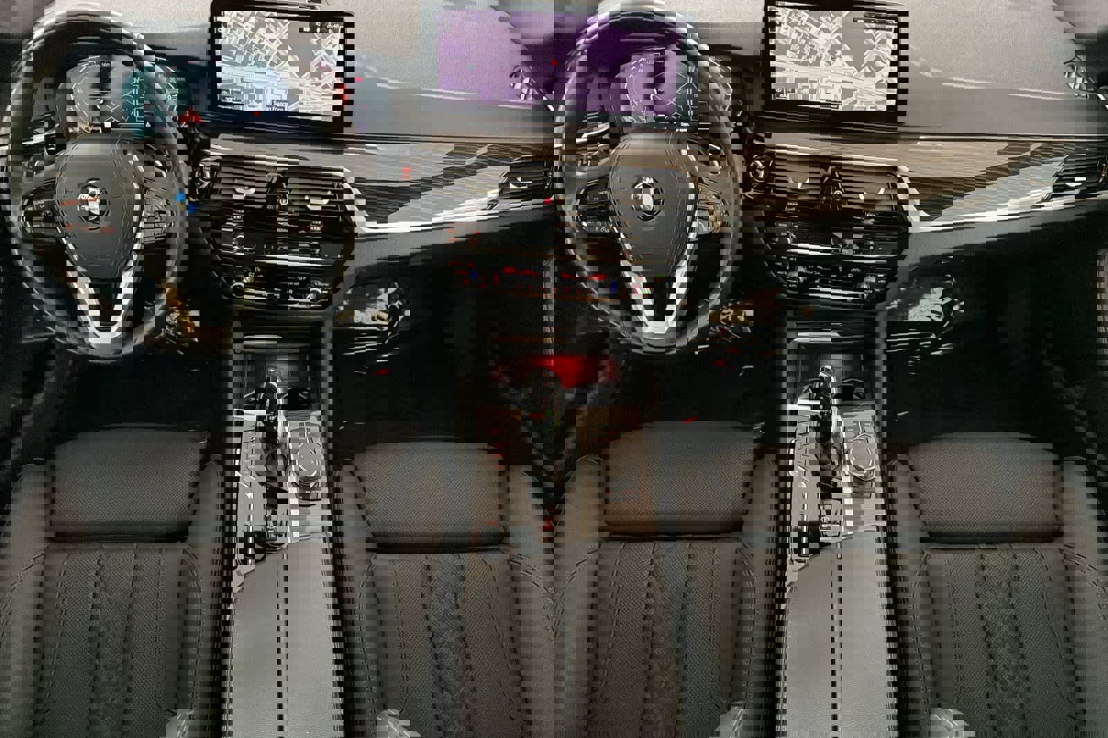 Used 2023 BMW 540i w/ Convenience Package image 3