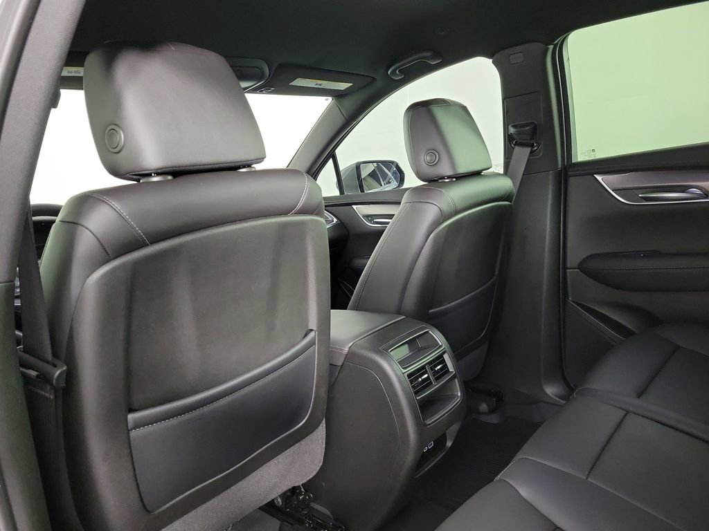 Certified 2023 Cadillac XT5 Luxury image 12