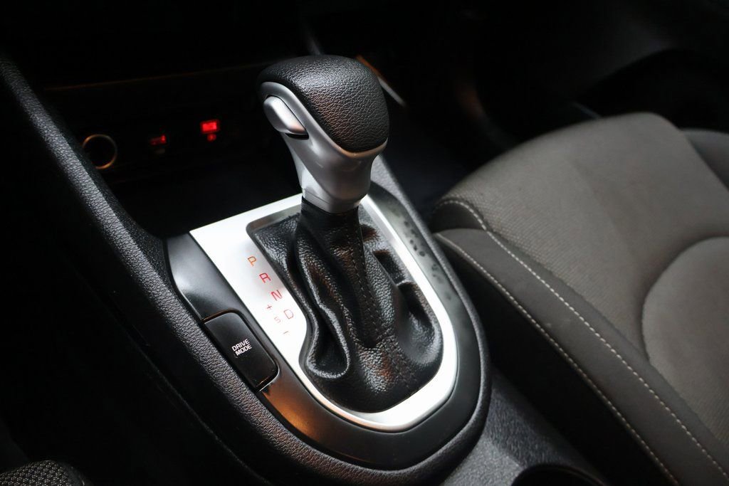 Used 2024 Kia Forte LXS image 23