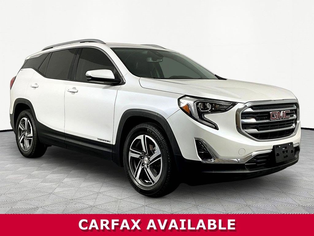 Used 2021 GMC Terrain SLT w/ LPO, Floor Liner Package FWD image 3