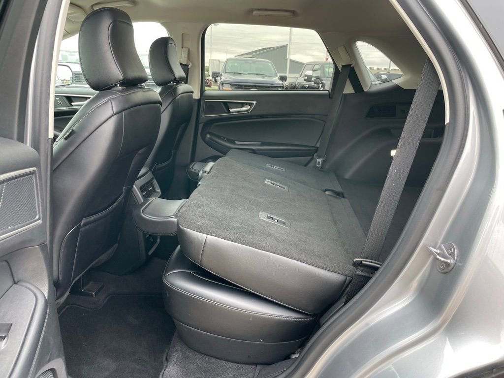 Used 2023 Ford Edge SEL image 52