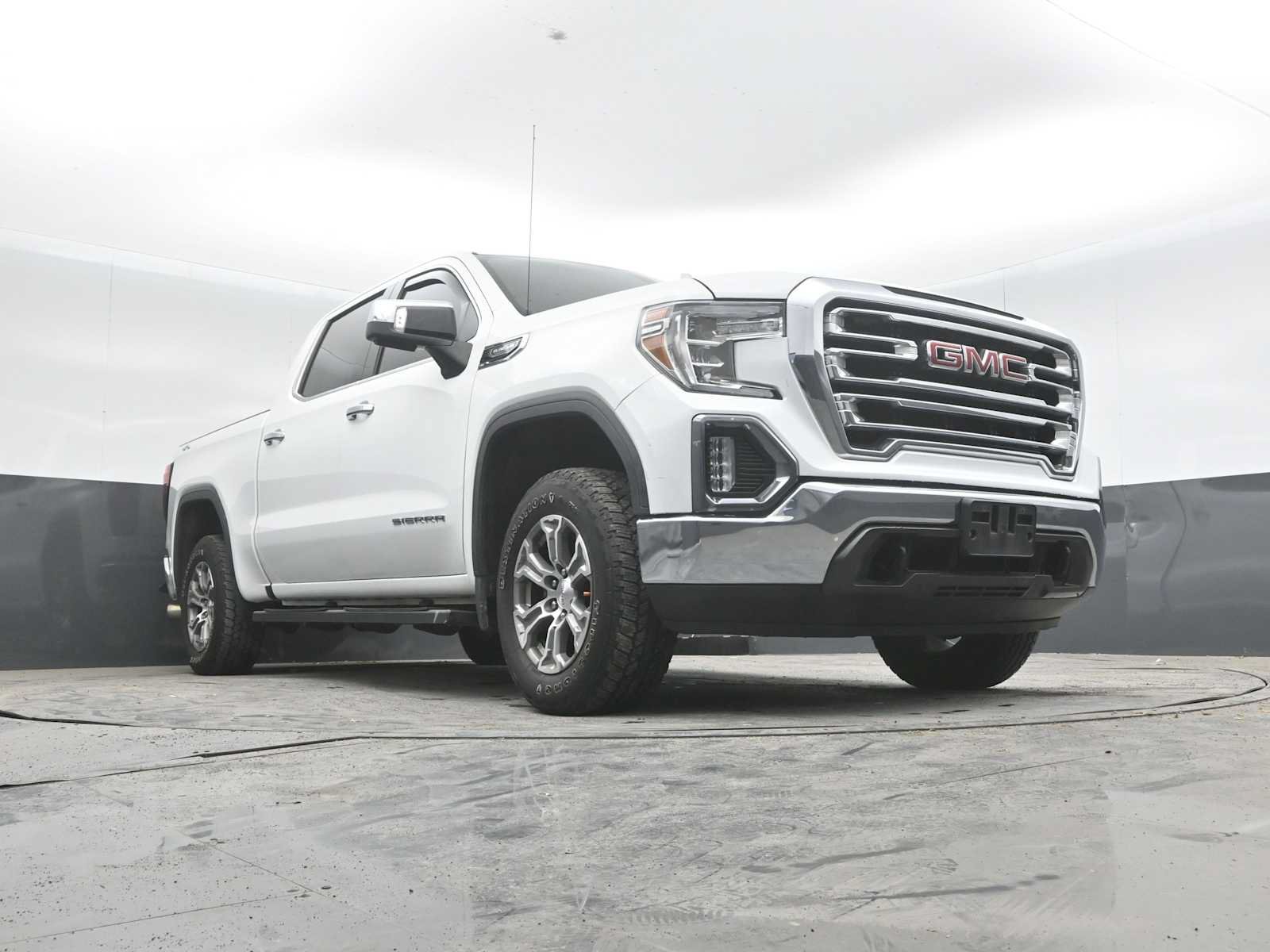 Used 2019 GMC Sierra 1500 SLT w/ SLT Convenience Package AWD/4WD image 28