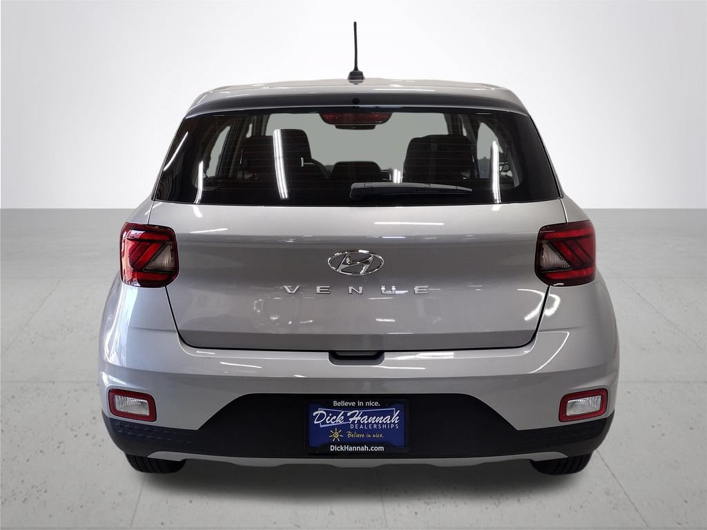 Certified 2026 Hyundai Venue SE FWD image 13