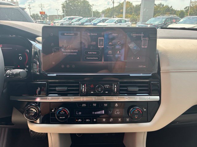 New 2026 Nissan Pathfinder SL FWD image 14