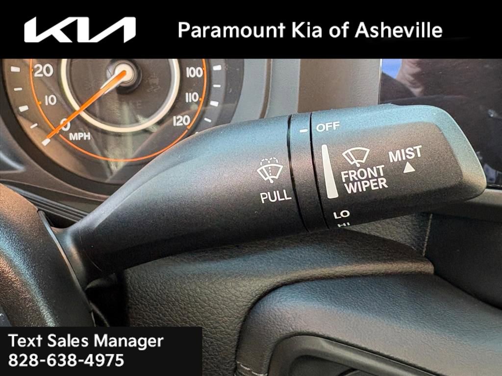 Used 2024 Jeep Wrangler Sahara image 27