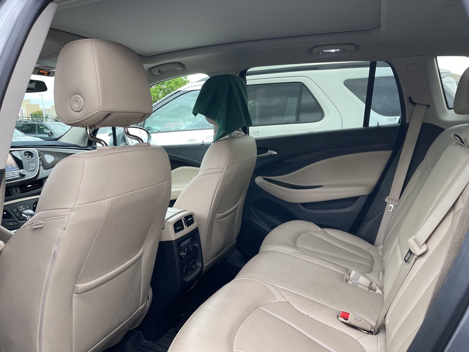 Used 2019 Buick Envision Essence image 4