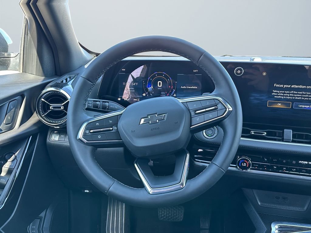 New 2026 Chevrolet Equinox LT w/ Convenience Package II AWD/4WD image 12