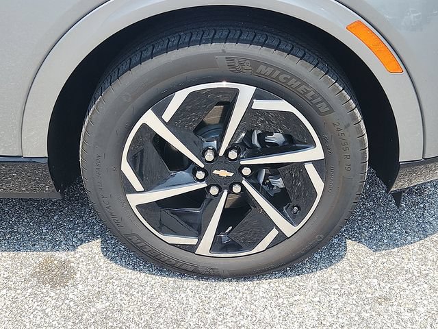 Used 2024 Chevrolet Equinox EV LT FWD image 8