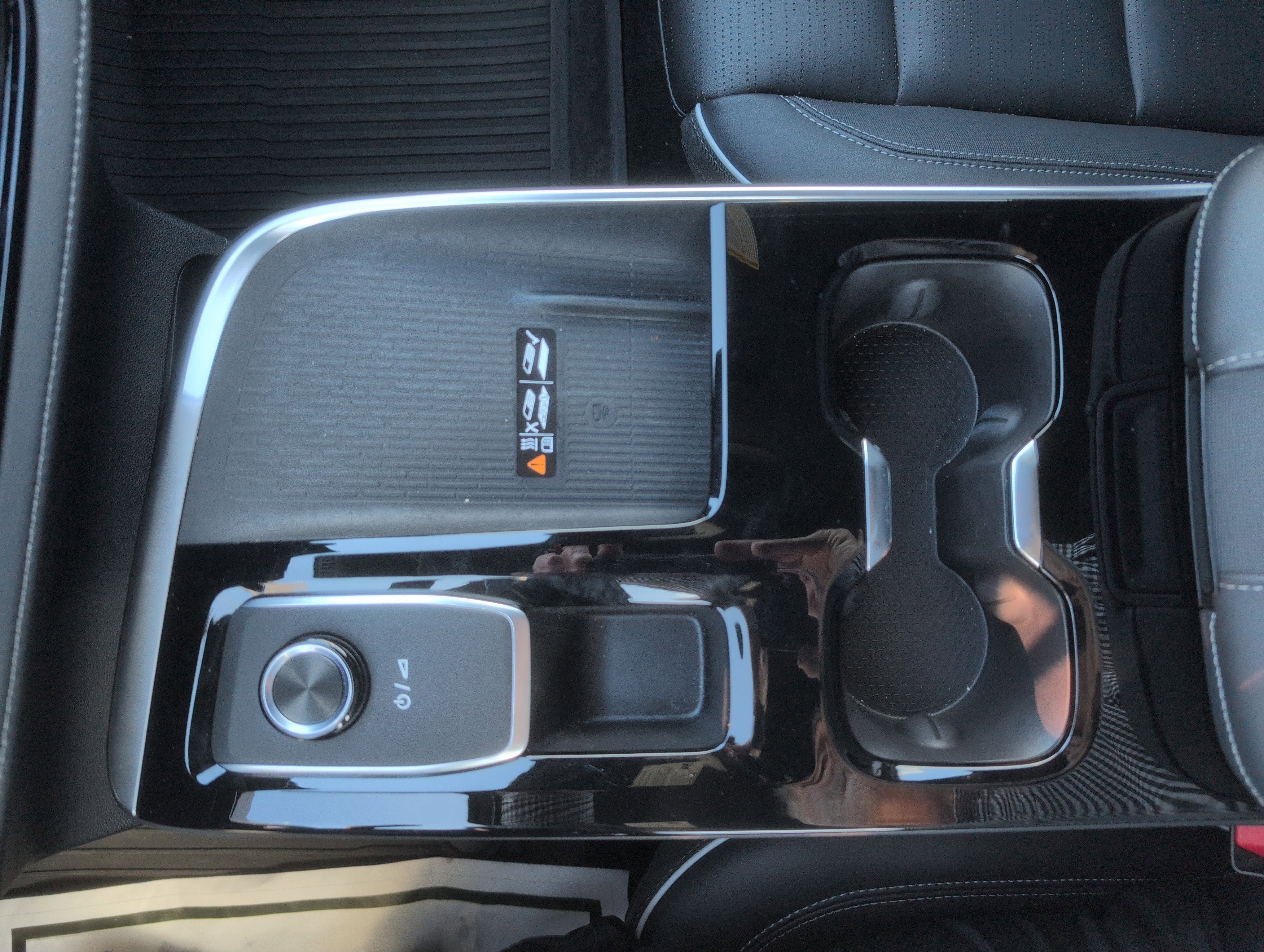 Used 2025 Buick Enclave Sport Touring w/ LPO, Floor Liner Package image 26