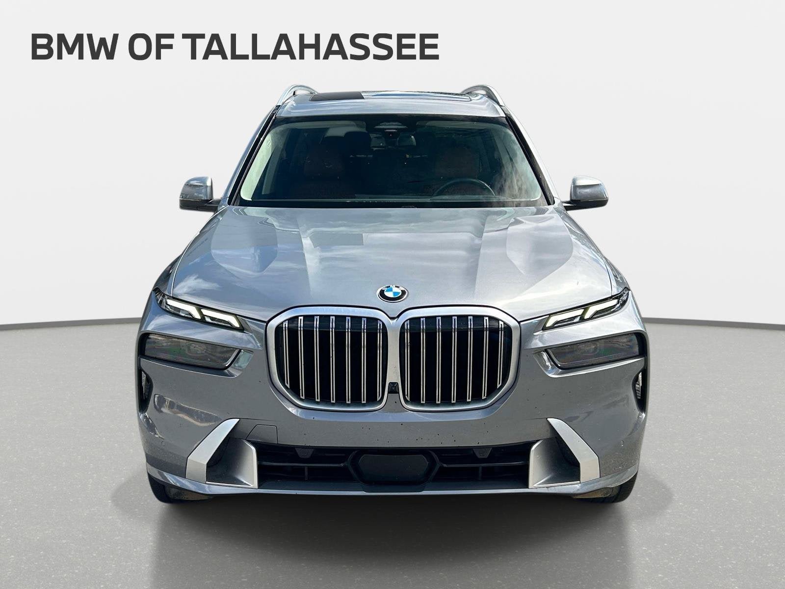 Used 2023 BMW X7 xDrive40i w/ Premium Package AWD/4WD image 2